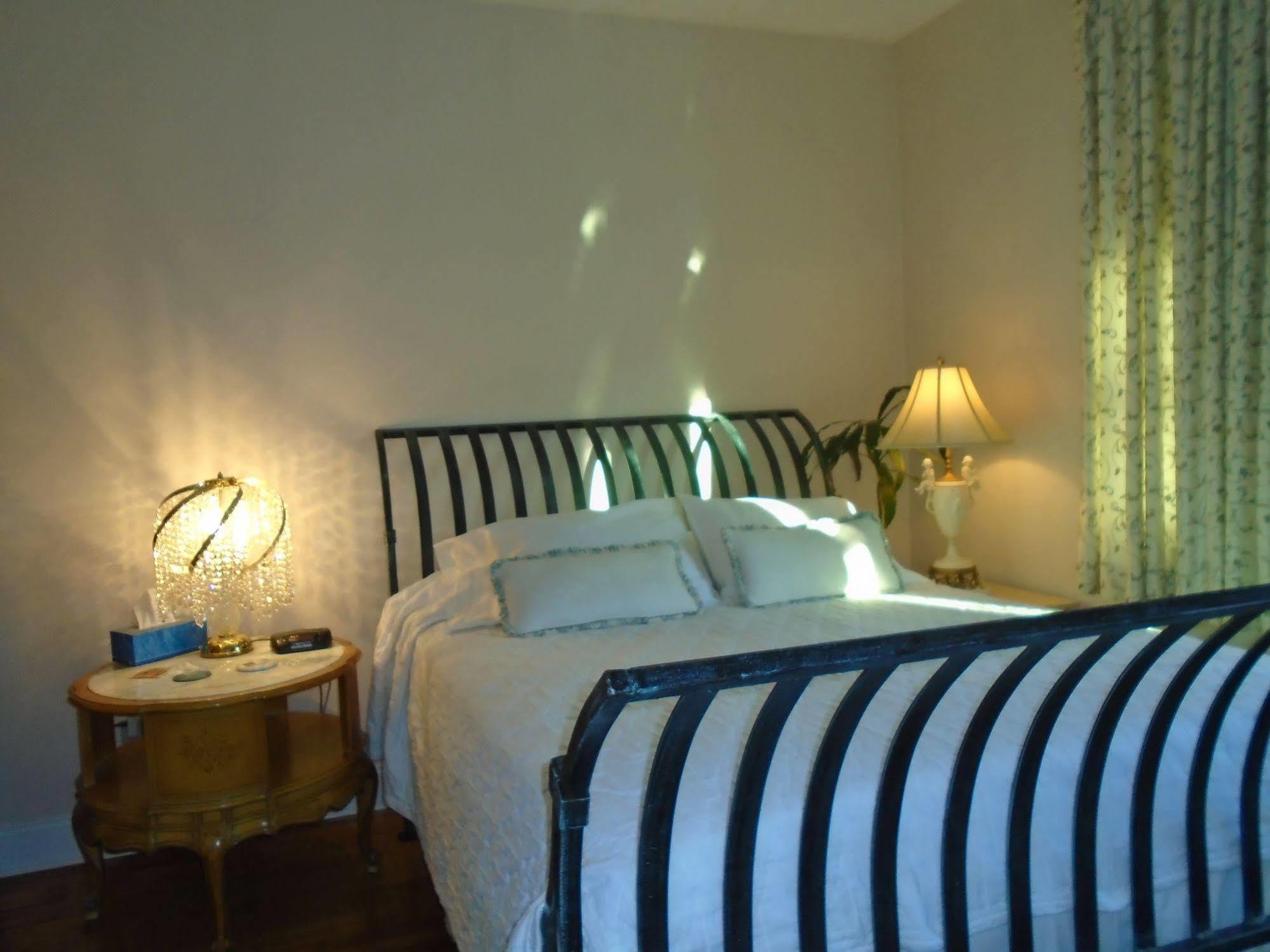 Connellsville Bed And Breakfast Екстер'єр фото