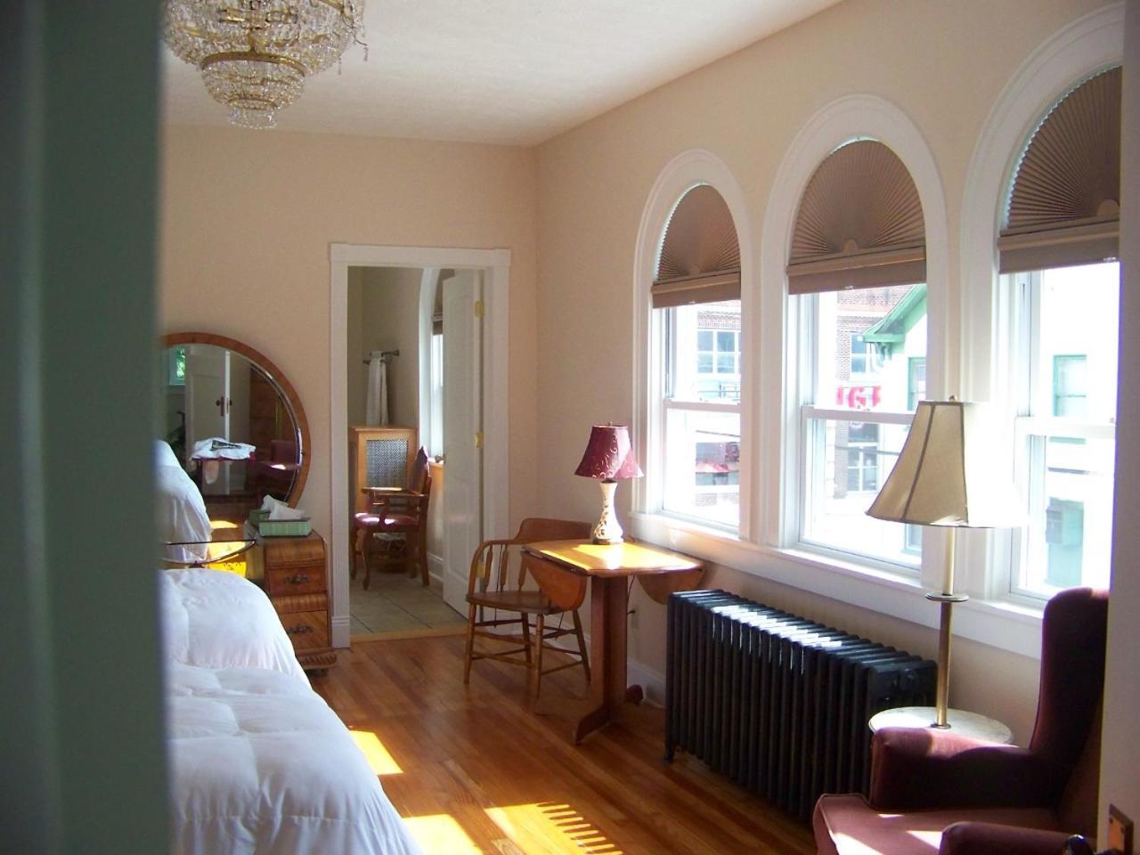Connellsville Bed And Breakfast Екстер'єр фото