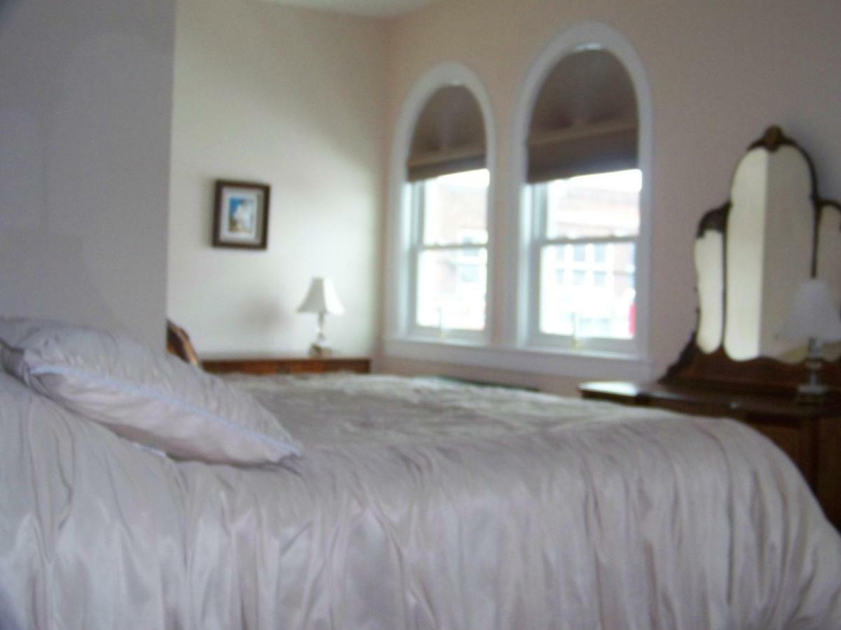 Connellsville Bed And Breakfast Екстер'єр фото
